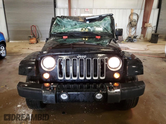 2016 Jeep Wrangler Unlimited Sahara with VIN 1C4BJWEG8GL188869, listed as a Copart auction lot 58128635 with 171,766 mi miles and Clean title. Bid and sale history available at DreamBid. Image 5.