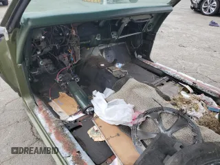1969 Pontiac Firebird z VIN 223379L105693, wystawiony jako Copart lot #70870904 z przebiegiem Nie podano mil oraz Nie do naprawy • Non repairable. Historia ofert i sprzedaży dostępna na DreamBid. Obrazek 8.