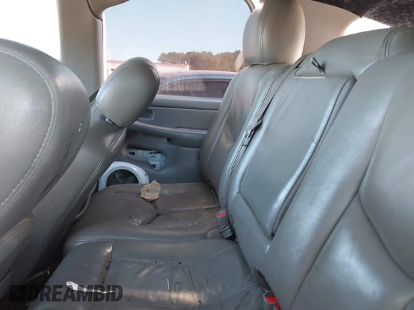 2006 Chevrolet Tahoe Z71 with VIN 1GNEK13T36R145881, listed as a IAAI auction lot 41286895 with 210,176 mi miles. Bid and sale history available at carsss.com. Image 8.