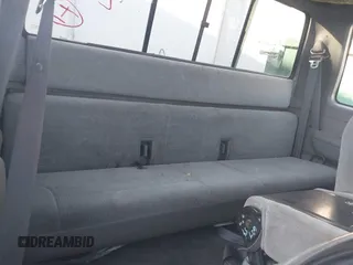 1994 Ford F-250 с VIN 1FTHX26G6RKB34866, выставлен на аукционе IAAI как лот 42422548 с пробегом Не указан миль и . История ставок и продаж доступна на DreamBid. Изображение 8.