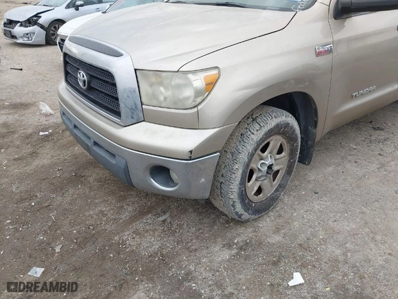 2008 Toyota Tundra 2WD Truck with VIN 5TFRV54168X058321, listed as a IAAI auction lot 41570682 with 318,021 mi miles. Bid and sale history available at carsss.com. Image 17.