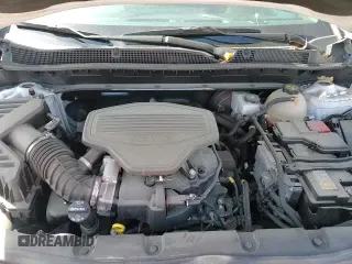 2021 Chevrolet Blazer RS z VIN 3GNKBKRS7MS507728, wystawiony jako Copart lot #71390395 z przebiegiem 68 004 mil mil oraz Nie do naprawy • Non repairable. Historia ofert i sprzedaży dostępna na DreamBid. Obrazek 17.