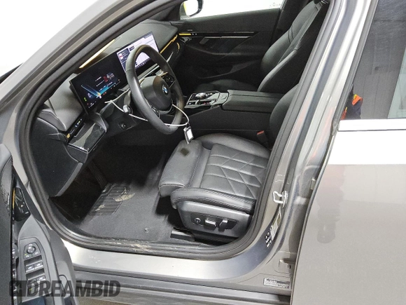 2024 BMW 5 Series 530i xDrive with VIN WBA53FJ08RCS03726, listed as a Copart auction lot 44636875 with 19,651 mi miles and Salvage Title. Bid and sale history available at carsss.com. Image 7.