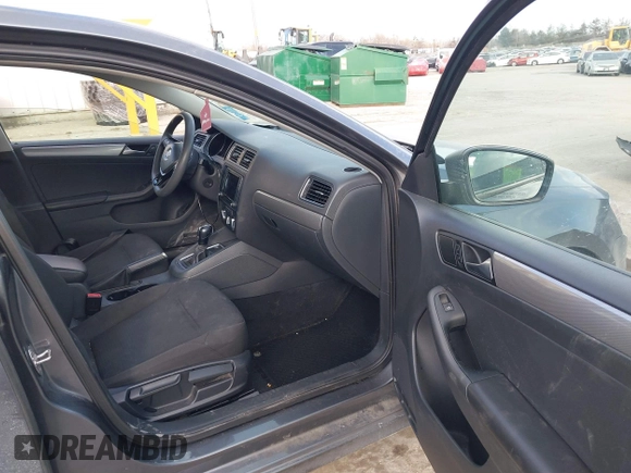 2016 Volkswagen Jetta Sedan 1.4T SE with VIN 3VWD67AJ7GM281671, listed as a IAAI auction lot 41385896 with 153,168 mi miles. Bid and sale history available at carsss.com. Image 5.