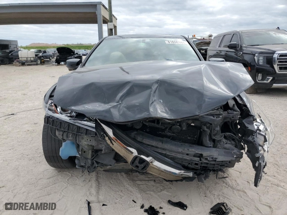 2017 Honda Accord Coupe EX-L with VIN 1HGCT1B86HA001786, listed as a Copart auction lot 48973095 with 86,386 mi miles and Salvage Title. Bid and sale history available at carsss.com. Image 5.