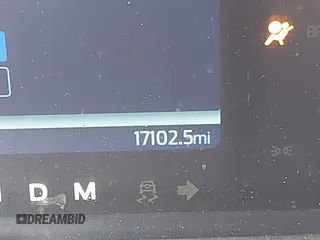 2024 Ford Bronco z VIN 1FMEE1BP8RLA06515, wystawiony jako IAAI lot #42285341 z przebiegiem 17 102 mil mil oraz . Historia ofert i sprzedaży dostępna na DreamBid. Obrazek 16.