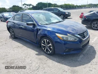 2017 Nissan Altima SR z VIN 1N4AL3AP1HN312146, wystawiony jako IAAI lot #42145943 z przebiegiem 142 009 mil mil oraz . Historia ofert i sprzedaży dostępna na DreamBid. Obrazek 1.
