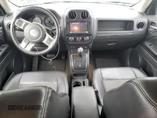 2013 Jeep Patriot Latitude z VIN 1C4NJRFB9DD274778, wystawiony jako Copart lot #58672365 z przebiegiem 125 246 mil mil oraz Czysty tytuł • Clean title. Historia ofert i sprzedaży dostępna na DreamBid. Obrazek 8.