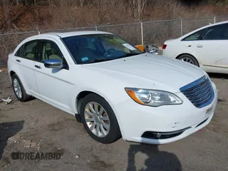 2014 Chrysler 200 Limited with VIN 1C3CCBCG2EN135312, listed as a IAAI auction lot 41787181 with 129,688 mi miles. Bid and sale history available at carsss.com. Image 1.