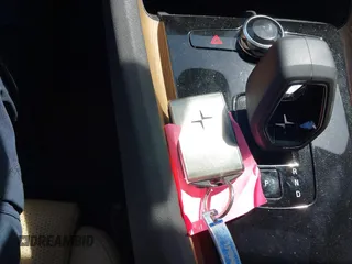 2022 Polestar 2 z VIN LPSED3KAXNL068936, wystawiony jako IAAI lot #42074586 z przebiegiem 47 444 mil mil oraz . Historia ofert i sprzedaży dostępna na DreamBid. Obrazek 11.