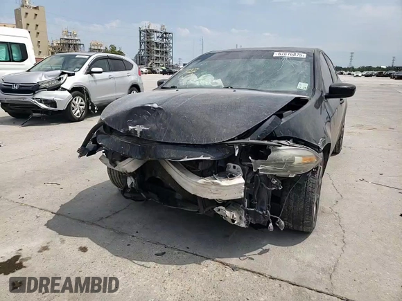 2015 Dodge Dart SXT z VIN 1C3CDFBB0FD330780, wystawiony jako Copart lot #57816875 z przebiegiem Nie podano mil oraz Szkoda całkowita • Salvage title. Historia ofert i sprzedaży dostępna na DreamBid. Obrazek 13.