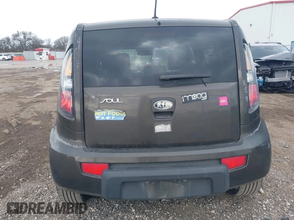 2010 Kia Soul + with VIN KNDJT2A23A7178534, listed as a IAAI auction lot 41380362 with 172,612 mi miles. Bid and sale history available at carsss.com. Image 17.