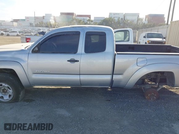 2006 Toyota Tacoma PreRunner with VIN 5TETU62N36Z306891, listed as a IAAI auction lot 41741203 with 131,947 mi miles and . Bid and sale history available at DreamBid. Image 15.