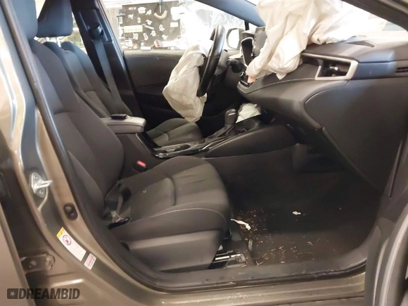 2019 Toyota Corolla Hatchback SE with VIN JTNK4RBE1K3011063, listed as a IAAI auction lot 41656864 with 104,102 mi miles. Bid and sale history available at carsss.com. Image 5.