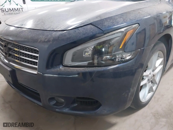 2010 Nissan Maxima 3.5 SV w/Premium Pkg with VIN 1N4AA5AP6AC847637, listed as a IAAI auction lot 41821631 with 1 mi miles. Bid and sale history available at carsss.com. Image 14.