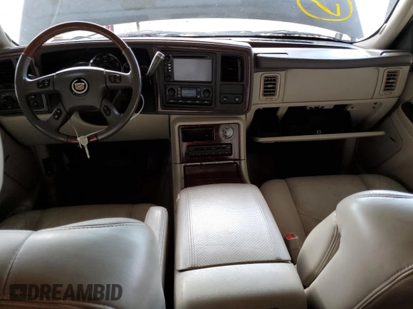 2005 Cadillac Escalade ESV z VIN 3GYFK66N55G118200, wystawiony jako Copart lot #59018515 z przebiegiem 200 801 mil mil oraz Szkoda całkowita • Salvage title. Historia ofert i sprzedaży dostępna na DreamBid. Obrazek 8.