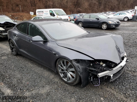 2022 Tesla Model S with VIN 5YJSA1E53NF477983, listed as a Copart auction lot 49285725 with 44,274 mi miles and Clean Title. Bid and sale history available at carsss.com. Image 4.