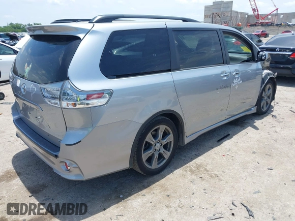 2017 Toyota Sienna SE z VIN 5TDXZ3DC2HS873638, wystawiony jako IAAI lot #42448622 z przebiegiem 55 568 mil mil oraz . Historia ofert i sprzedaży dostępna na DreamBid. Obrazek 4.