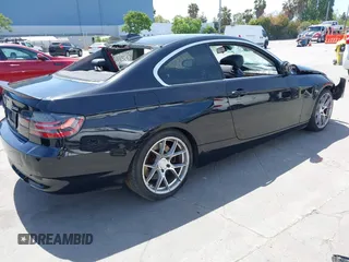 2008 BMW 3 Series 335i with VIN WBAWB73588P041772, listed as a IAAI auction lot 42277136 with 188,081 mi miles and . Bid and sale history available at DreamBid. Image 4.