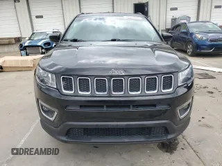 2019 Jeep Compass Latitude z VIN 3C4NJDBB9KT776299, wystawiony jako Copart lot #55174995 z przebiegiem 84 482 mil mil oraz Czysty tytuł • Clean title. Historia ofert i sprzedaży dostępna na DreamBid. Obrazek 5.
