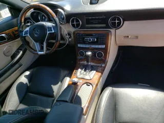 2013 Mercedes-Benz SLK-Class SLK 350 with VIN WDDPK5HA8DF055047, listed as a Copart auction lot 71205934 with 69,064 mi miles and Clean Title. Bid and sale history available at carsss.com. Image 8.