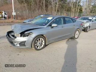2020 Ford Fusion SE with VIN 3FA6P0HD2LR142227, listed as a IAAI auction lot 41934155 with 51,073 mi miles. Bid and sale history available at carsss.com. Image 2.