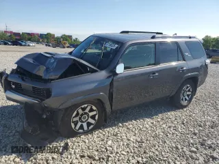 2023 Toyota 4Runner TRD Off Road Premium z VIN JTERU5JR4P6190328, wystawiony jako Copart lot #57188325 z przebiegiem 32 282 mil mil oraz Szkoda całkowita • Salvage title. Historia ofert i sprzedaży dostępna na DreamBid. Obrazek 1.