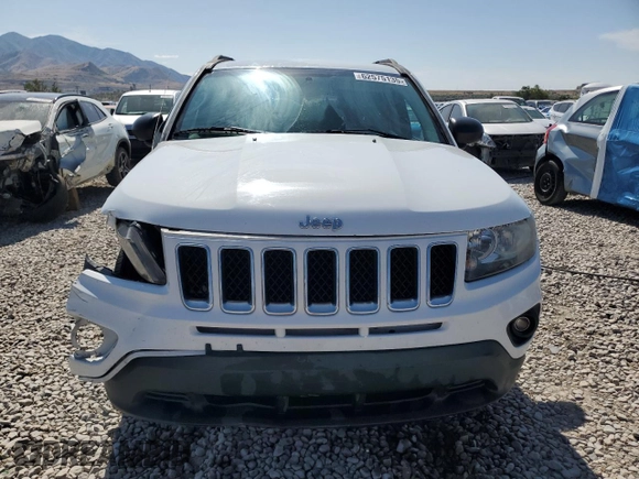 2016 Jeep Compass Sport с VIN 1C4NJCBA9GD681675, выставлен на аукционе Copart как лот 62575135 с пробегом 143 499 миль миль и Списание • Salvage title. История ставок и продаж доступна на DreamBid. Изображение 5.