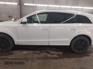 2011 Audi Q7 3.0L TDI Prestige with VIN WA1WMAFE1BD002840, listed as a IAAI auction lot 41537638 with 196,088 mi miles. Bid and sale history available at carsss.com. Image 15.