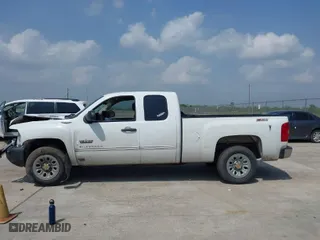 2010 Chevrolet Silverado 1500 Work Truck with VIN 1GCSCPEX3AZ198388, listed as a IAAI auction lot 41919655 with 196,129 mi miles. Bid and sale history available at carsss.com. Image 14.