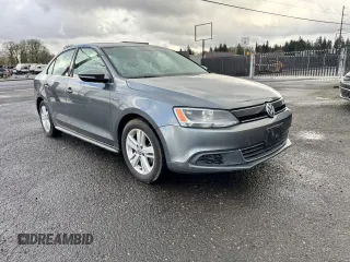 2013 Volkswagen Jetta Sedan Hybrid SE with VIN 3VW637AJXDM296677, listed as a Copart auction lot 53404985 with 233,128 mi miles and Clean Title. Bid and sale history available at carsss.com. Image 1.