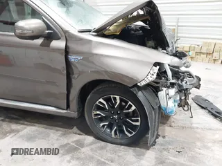 2018 Mitsubishi Outlander SEL z VIN JA4J24A53JZ027619, wystawiony jako IAAI lot #41488225 z przebiegiem 55 356 mil mil oraz . Historia ofert i sprzedaży dostępna na DreamBid. Obrazek 18.