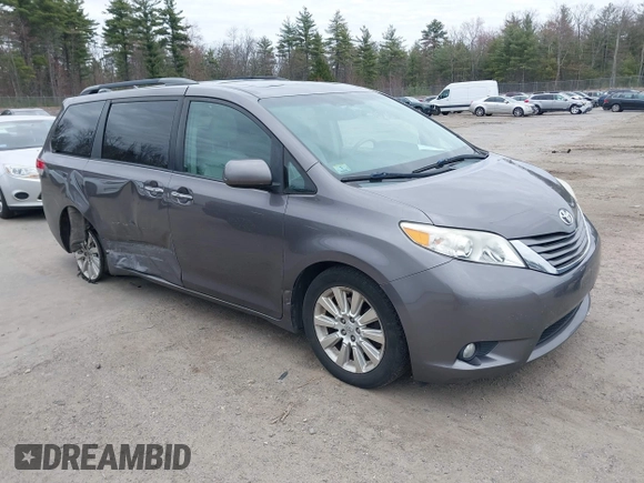 2011 Toyota Sienna XLE with VIN 5TDDK3DC8BS009918, listed as a IAAI auction lot 41937680 with 169,032 mi miles. Bid and sale history available at carsss.com. Image 1.