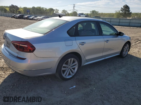 2019 Volkswagen Passat Wolfsburg Edition z VIN 1VWLA7A38KC009068, wystawiony jako Copart lot #52693525 z przebiegiem 168 451 mil mil oraz Szkoda całkowita • Salvage title. Historia ofert i sprzedaży dostępna na DreamBid. Obrazek 3.