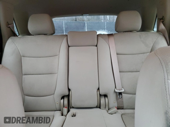 2011 Kia Sorento LX with VIN 5XYKT3A13BG112197, listed as a Copart auction lot 47756195 with 214,323 mi miles and Salvage Title. Bid and sale history available at carsss.com. Image 10.