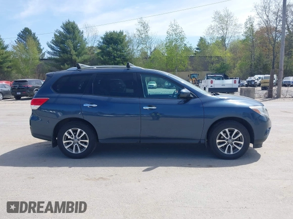2014 Nissan Pathfinder SV with VIN 5N1AR2MM4EC637171, listed as a IAAI auction lot 42165474 with 152,543 mi miles. Bid and sale history available at carsss.com. Image 13.