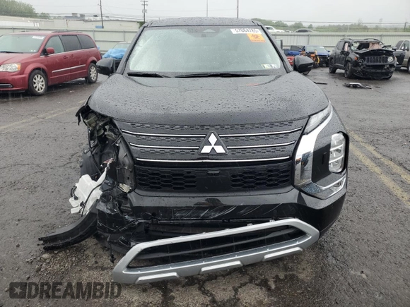 2023 Mitsubishi Outlander SE z VIN JA4J4UA86PZ027448, wystawiony jako Copart lot #57084785 z przebiegiem 36 735 mil mil oraz Szkoda całkowita • Salvage title. Historia ofert i sprzedaży dostępna na DreamBid. Obrazek 5.