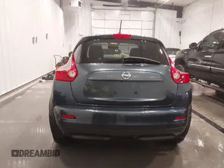 2013 Nissan Juke SV with VIN JN8AF5MV4DT216433, listed as a IAAI auction lot 41273226 with 111,775 mi miles. Bid and sale history available at carsss.com. Image 17.