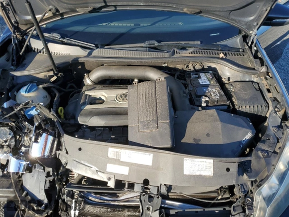 2013 Volkswagen GTI с VIN WVWGD7AJ9DW141526, выставлен на аукционе Copart как лот 49088555 с пробегом 141 052 миль миль и На запчасти • Non repairable. История ставок и продаж доступна на DreamBid. Изображение 11.