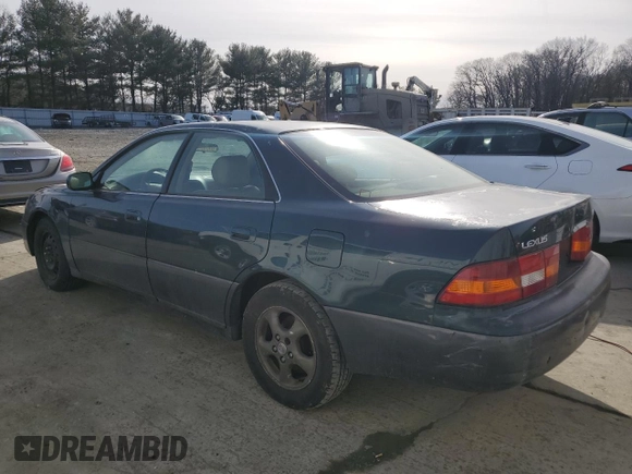 1998 Lexus ES 300 z VIN JT8BF28G4W5043724, wystawiony jako Copart lot #44194005 z przebiegiem 234 200 mil mil oraz Czysty tytuł • Clean title. Historia ofert i sprzedaży dostępna na DreamBid. Obrazek 2.