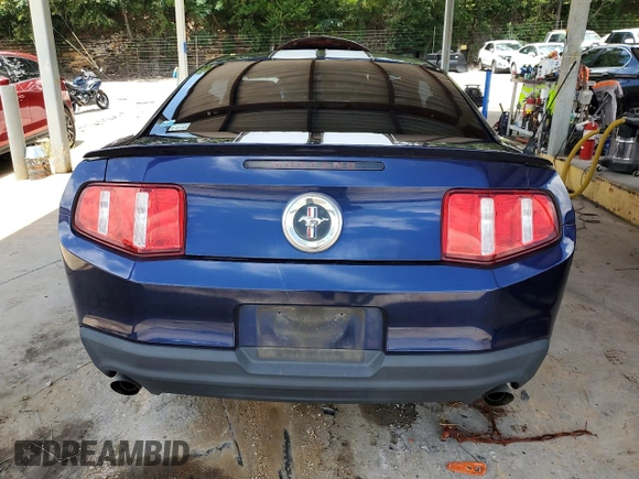 2012 Ford Mustang Premium с VIN 1ZVBP8AMXC5255571, выставлен на аукционе Copart как лот 61208395 с пробегом 176 102 миль миль и Списание • Salvage title. История ставок и продаж доступна на DreamBid. Изображение 6.