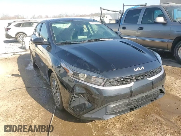 2022 Kia Forte LXS with VIN 3KPF24AD0NE431210, listed as a Copart auction lot 48363025 with 36,962 mi miles and Salvage Title. Bid and sale history available at carsss.com. Image 13.