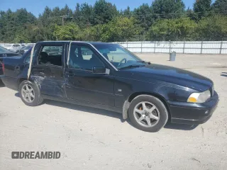1999 Volvo S70 z VIN YV1LS55A1X1602877, wystawiony jako Copart lot #74921134 z przebiegiem 299 173 mil mil oraz Szkody całkowita. Historia ofert i sprzedaży dostępna na DreamBid. Obrazek 4.