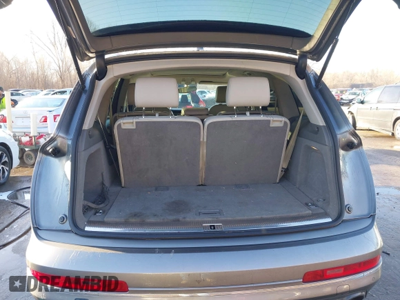 2011 Audi Q7 3.0L TDI Premium Plus with VIN WA1LMAFE3BD002843, listed as a IAAI auction lot 41609039 with 152,021 mi miles. Bid and sale history available at carsss.com. Image 12.