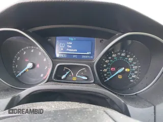 2012 Ford Focus SE with VIN 1FAHP3F25CL256409, listed as a IAAI auction lot 41886182 with 205,975 mi miles. Bid and sale history available at carsss.com. Image 7.