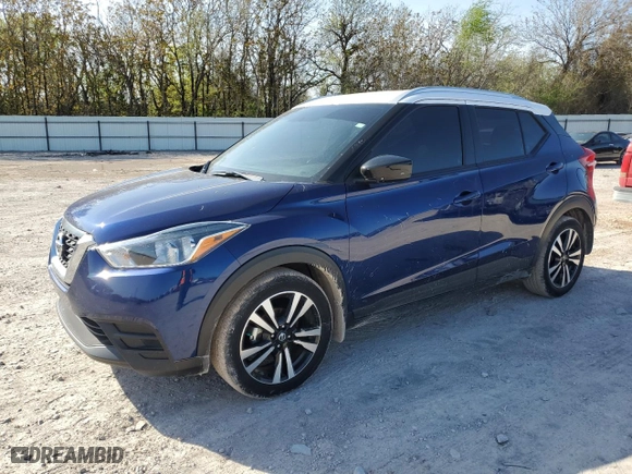 2018 Nissan Kicks SV with VIN 3N1CP5CU6JL520747, listed as a Copart auction lot 52499745 with 27,674 mi miles and Salvage Title. Bid and sale history available at carsss.com. Image 1.