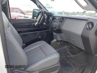 2016 Ford F-250 XL with VIN 1FD7X2B68GEC87426, listed as a IAAI auction lot 42014962 with 452,645 mi miles and . Bid and sale history available at DreamBid. Image 5.
