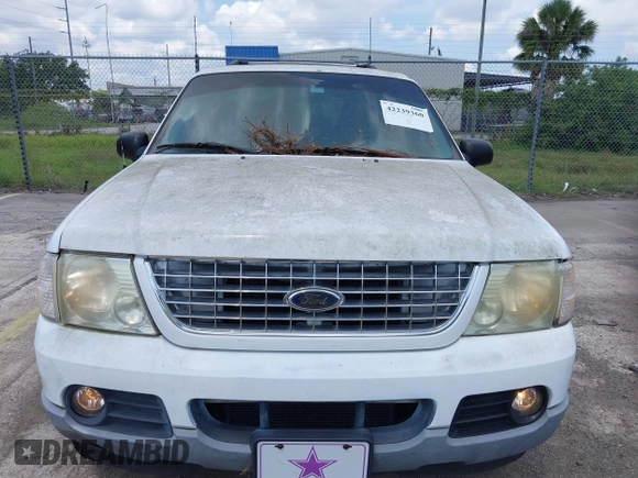 2002 Ford Explorer XLT with VIN 1FMZU63E12UA31299, listed as a IAAI auction lot 42239360 with 289,250 mi miles and . Bid and sale history available at DreamBid. Image 6.