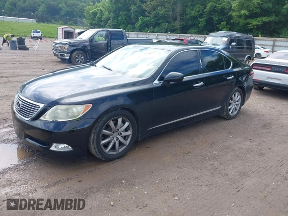 2007 Lexus LS 460 z VIN JTHBL46F075046961, wystawiony jako IAAI lot #42240797 z przebiegiem 293 446 mil mil oraz . Historia ofert i sprzedaży dostępna na DreamBid. Obrazek 17.