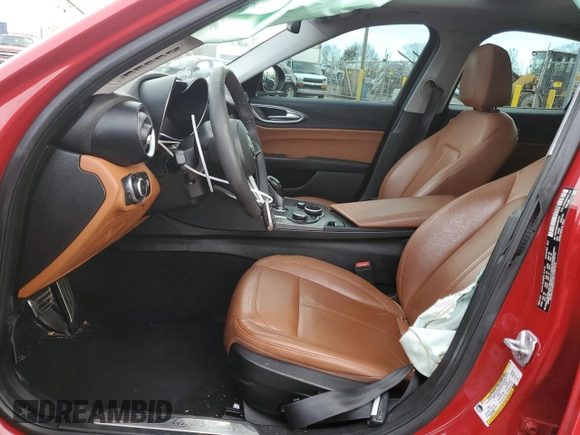2018 Alfa Romeo Giulia with VIN ZARFAEDN3J7567151, listed as a Copart auction lot 85385364 with Not provided miles and Salvage title. Bid and sale history available at DreamBid. Image 7.